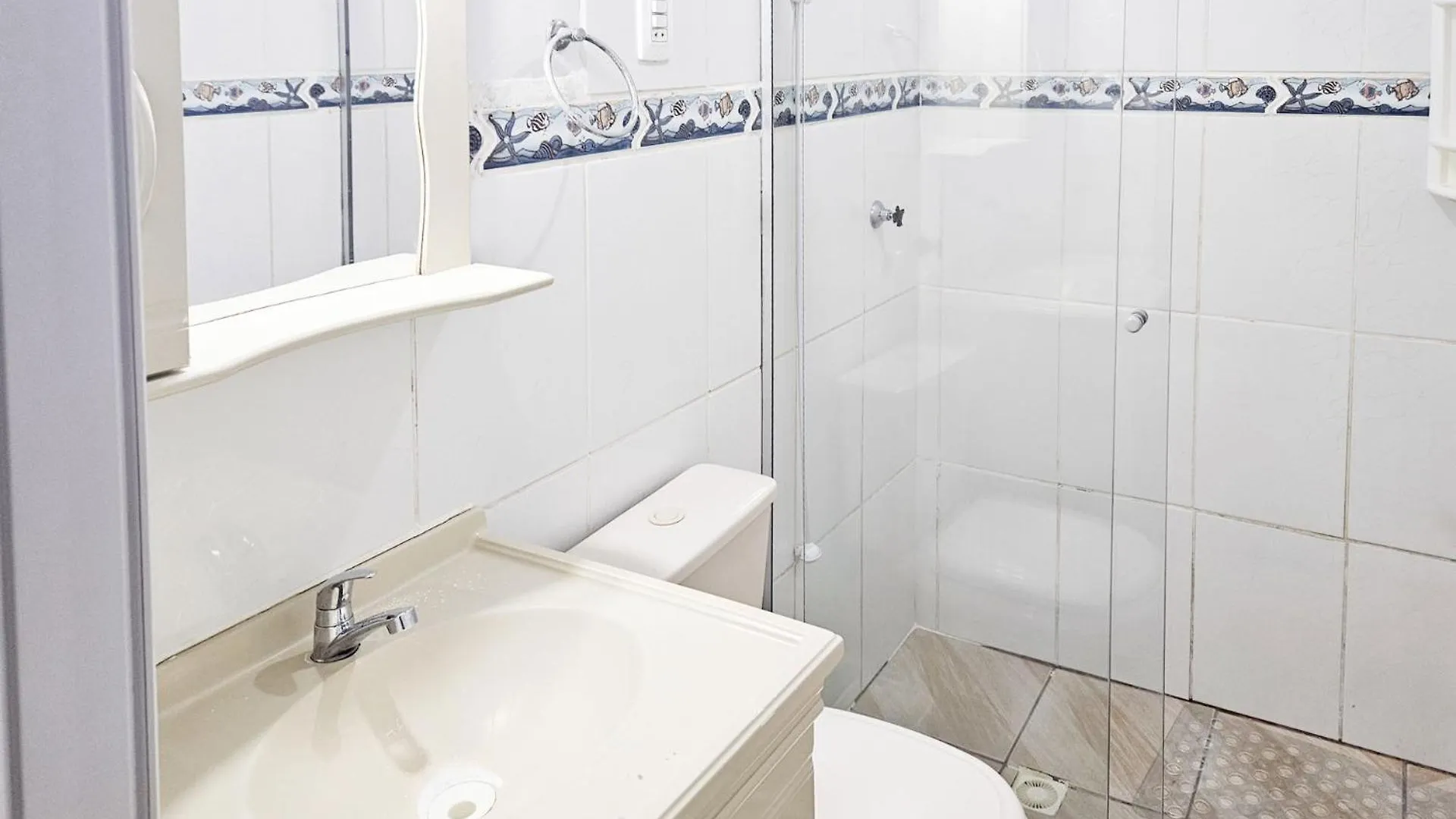 Casa C/ 3Quartos A 450M Da Praia Da Enseada Mq1632 Sambaqui Villa
